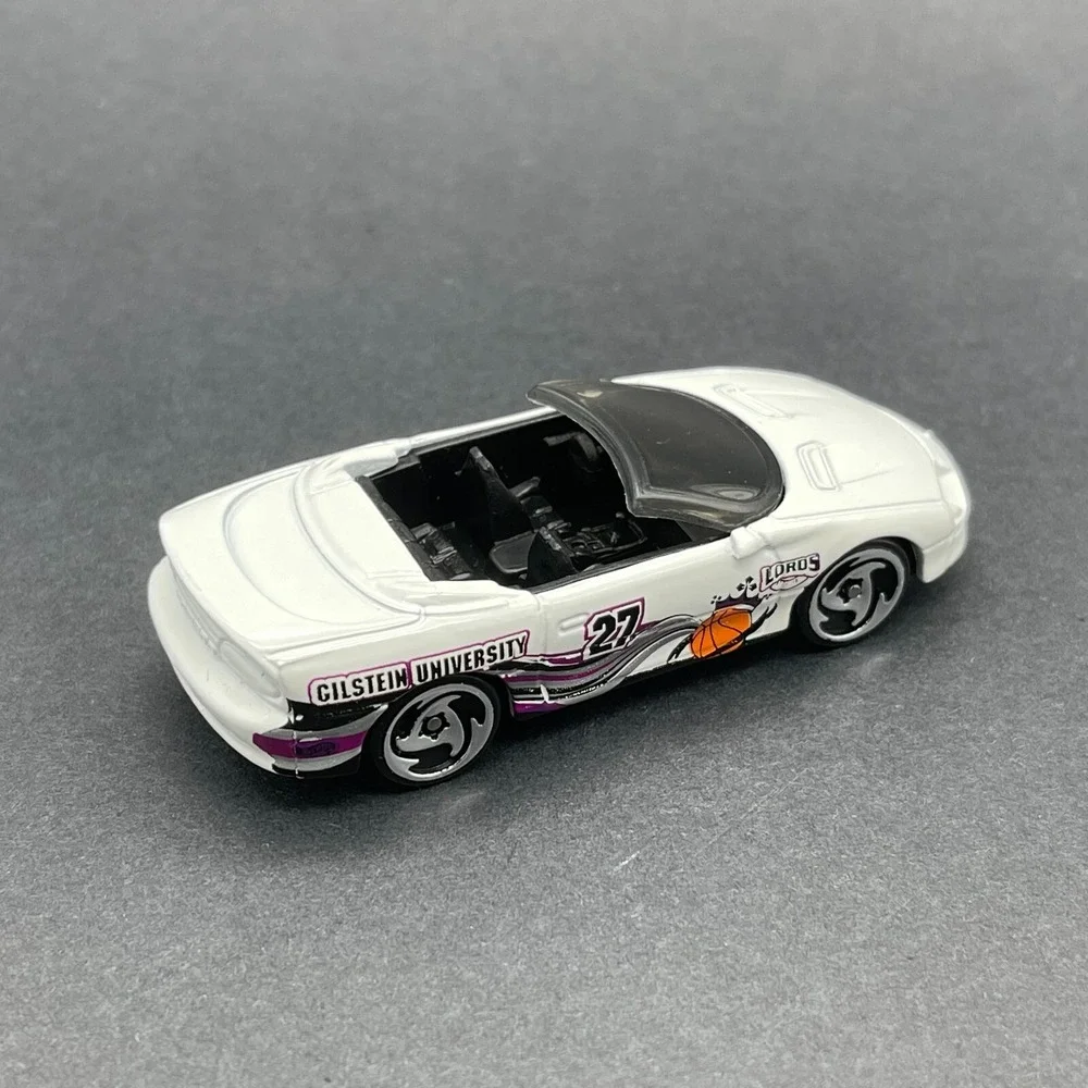Hot Wheels 1995 '95 Chevy Camaro Convertible Gilstein University Basketball 1/64